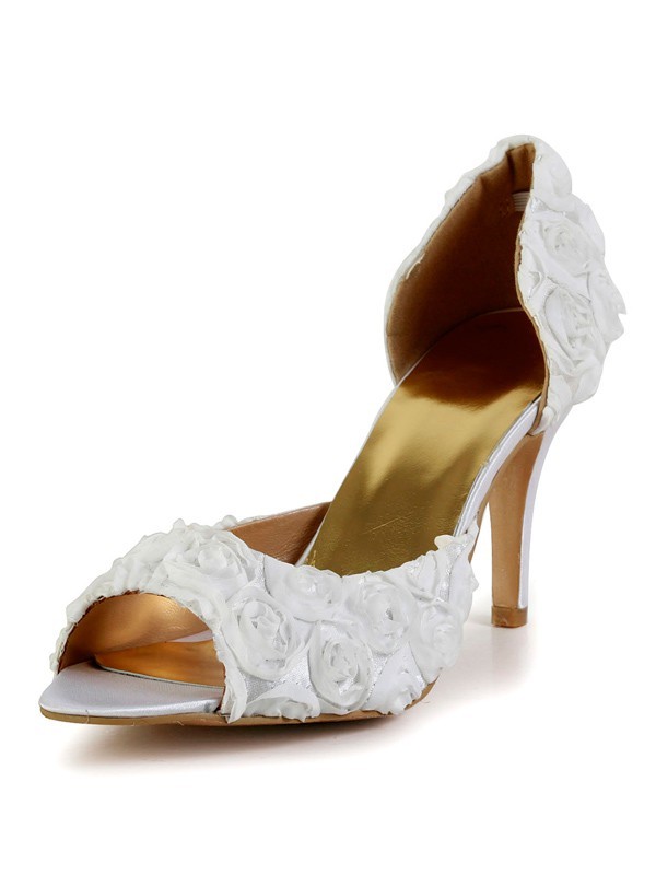 Women's Stiletto Heel Silk Peep Toe With Flower White Wedding Shoes