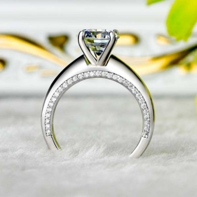 Round Cut White Sapphire 925 Sterling Silver Classic Engagement Rings