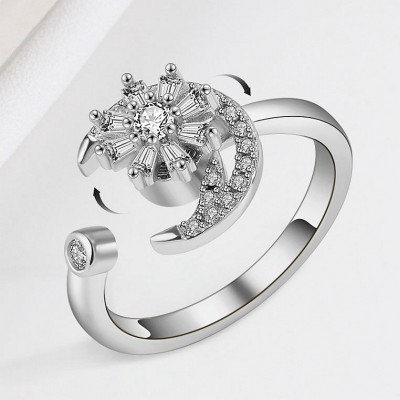 Rotary Decompressed Round Cut White Sapphire 925 Sterling Silver Ring