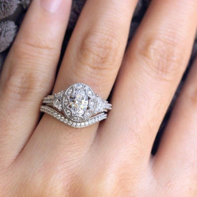 Vintage Oval Cut White Sapphire Halo Bridal Ring Sets