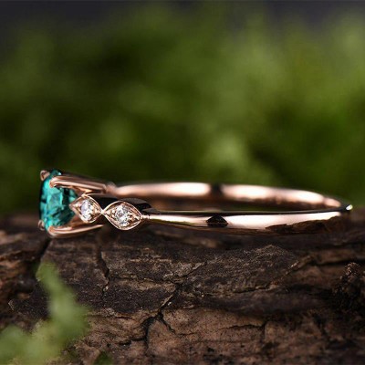 Round Cut Emerald 925 Sterling Silver Rose Gold Engagement Rings