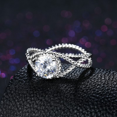 Round Cut White Sapphire Twist S925 Silver Engagement Rings
