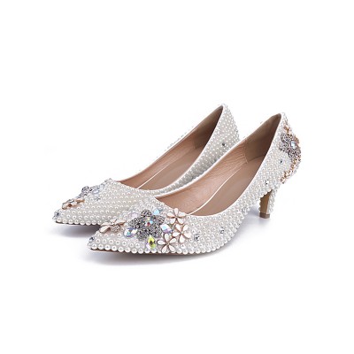 Women's Cone Heel Patent Leather Closed Toe With Pearl White Wedding Shoes